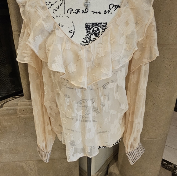 Zara Cream Ruffled Blouse - Picture 2 of 5